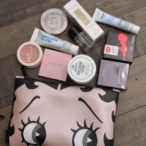 Bag Full of 9 Mini Makeup Samples